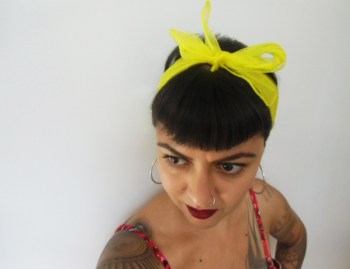 Foulard à cheveux transparent jaune poussin pour pinup