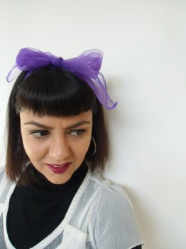 Foulard à cheveux transparent violet coiffure pinup