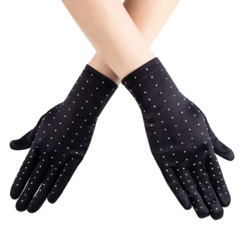 gants-courts-noirs-satin-clous-argentes