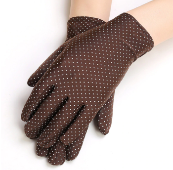 gants-courts-satines-mi-saison-marrons-pois