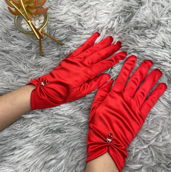 gants-courts-satines-rouges-perle-bijou