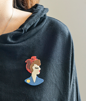 grande-broche-pinup-rosie-the-riveter-2