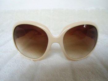 Lunettes de soleil rétro oversize monture beige