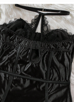guepiere-sexy-dentelle-noire-porte-jarretelles-5
