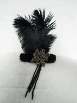 Headband rétro sequin noir plumes d'autruches perles