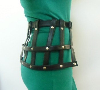 Ceinture jupe cage harnais en simili cuir noir