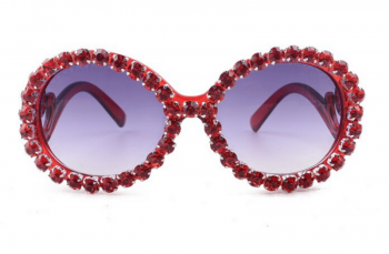 lunettes-de-soleil-oversize-rouges-strass-rouges