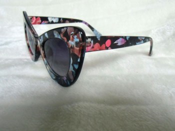 Lunettes de soleil papillon pin-up fleurs oversize