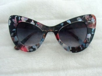 Lunettes de soleil papillon pin-up fleurs oversize