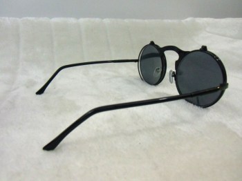 Lunettes rondes solaires et verres transparents originales