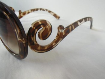lunettes-soleil-oversize-leopard-marron-7.jpg