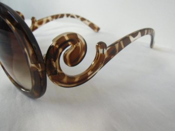 lunettes-soleil-oversize-leopard-marron-7.jpg