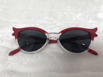 Lunettes de soleil papillon pointues rétro rouges