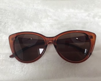 Lunettes de soleil papillon rétro pinup marrons