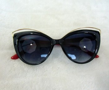 Lunettes de soleil rétro pin-up noires et rouges