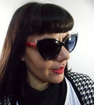 Lunettes de soleil rétro pin-up noires et rouges