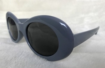 Lunettes de soleil rétro années 60 ovales grises