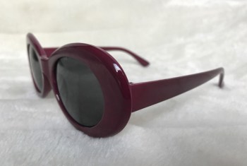 Lunettes de soleil rétro années 60 ovales prunes