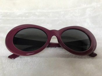 Lunettes de soleil rétro années 60 ovales prunes