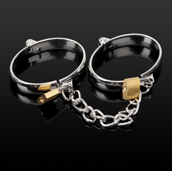 menottes-bracelets-argentes-cadenas-4