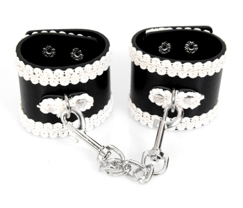 menottes-originales-simili-cuir-noir-blanc