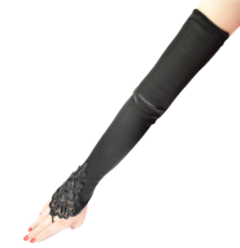 mitaines-noires-longues-satinees-perles-sequin-5
