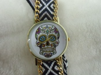 Montre bracelet brésilien noir crâne mexicain