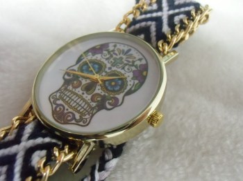 Montre bracelet brésilien noir crâne mexicain