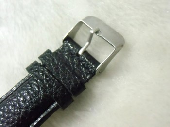 Montre originale dentelle noire bracelet noir simili cuir