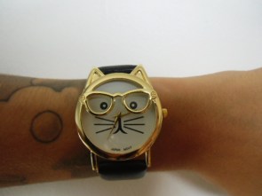Montre originale tête de chat hipster bracelet noir