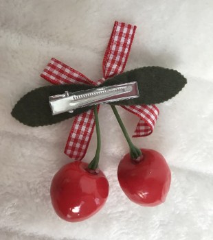 Pince clip à cheveux cerises noeud vichy rouge et blanc