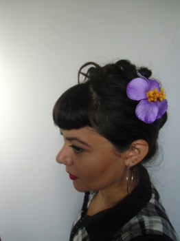 Pince clip à cheveux fleur d'hibiscus mauve pin-up