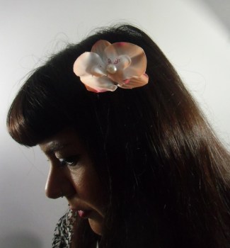 Pince clip à cheveux fleur d'orchidée champagne perle
