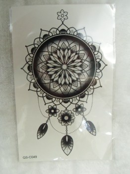 Tatouage temporaire original dreamcatcher mandala noir