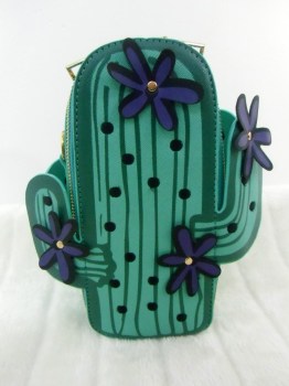 Sac à main original forme cactus à fleurs violettes