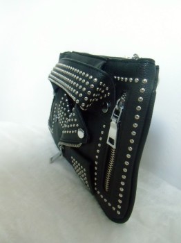 Pochette rockabilly veste perfecto noire clous simili cuir