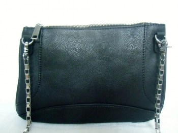 Pochette rockabilly veste perfecto noire clous simili cuir