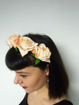 Serre-tête couronne de fleurs roses pêche pin-up