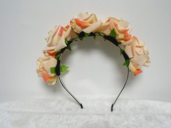 Serre-tête couronne de fleurs roses pêche pin-up