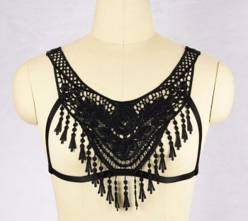 Soutien-gorge burlesque harnais en crochet noir