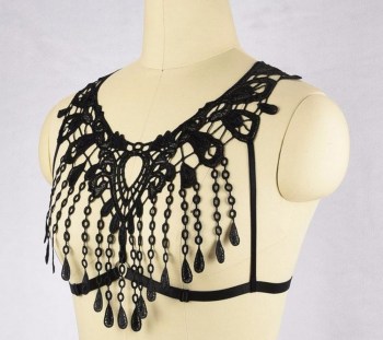 Soutien-gorge burlesque harnais crochet perles