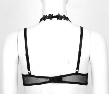 soutien-gorge-coquin-seins-nus-collier-dentelle-5