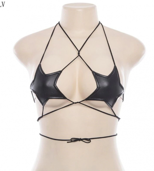 Soutien gorge étoiles noires en simili-cuir