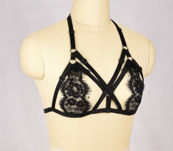 Soutien-gorge harnais noir élastique et dentelle lanières