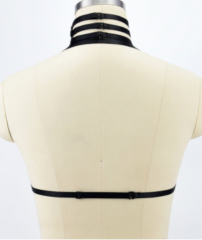 Soutien-gorge harnais noir élastique dentelle et collier