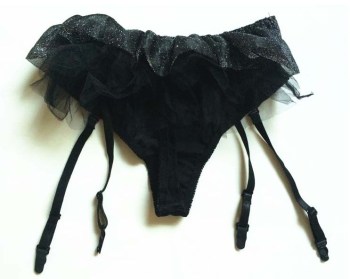 String burlesque noir à froufrous en tulle et jarretelles
